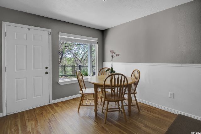 557 E Laurel Hurst Ct, Ogden, UT 84401 — photo 2