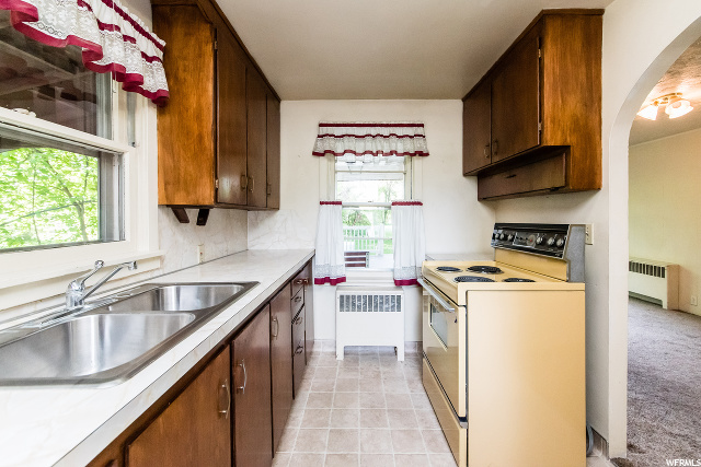 178 W 300 S, Logan, UT 84321 — photo 2