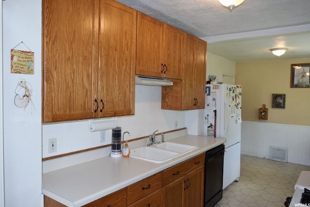 304 N 500 E, Price, UT 84501 — photo 7