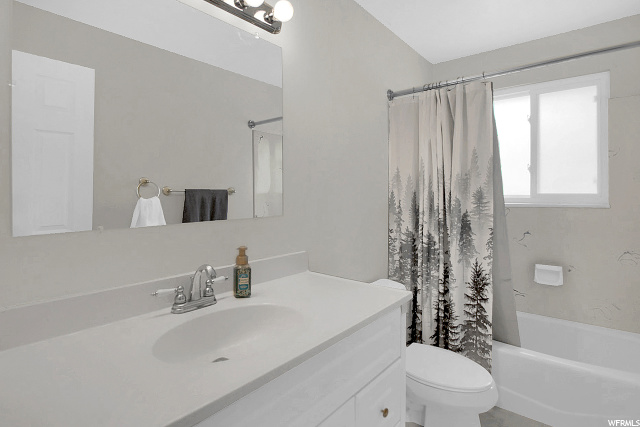2568 N 1050 W, Clinton, UT 84015 — photo 8