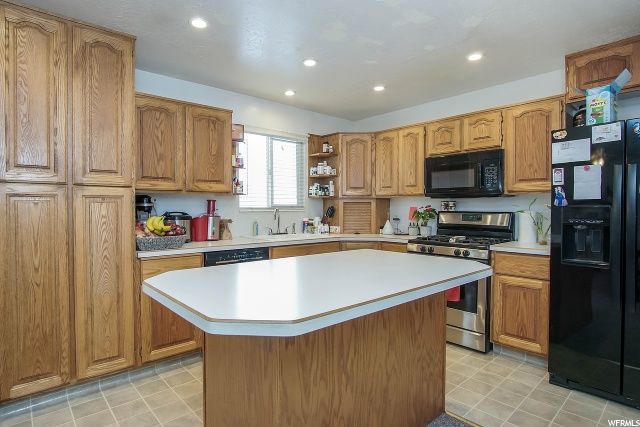 2083 N 1200 W, Clinton, UT 84015 — photo 7