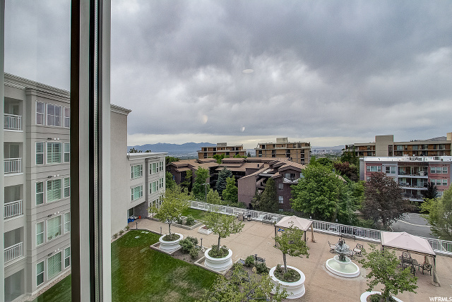 3075 E Kennedy Dr #206, Salt Lake City, UT 84108