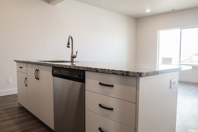 433 S 1540 E, Hyrum, UT 84319 — photo 11