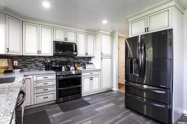 841 E Pepperell Cir, Sandy, UT 84094 — photo 3