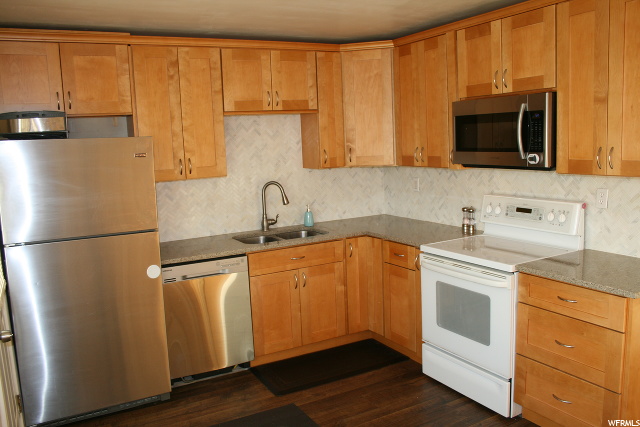 389 E 400 N ##3 C, Bountiful, UT 84010 — photo 3