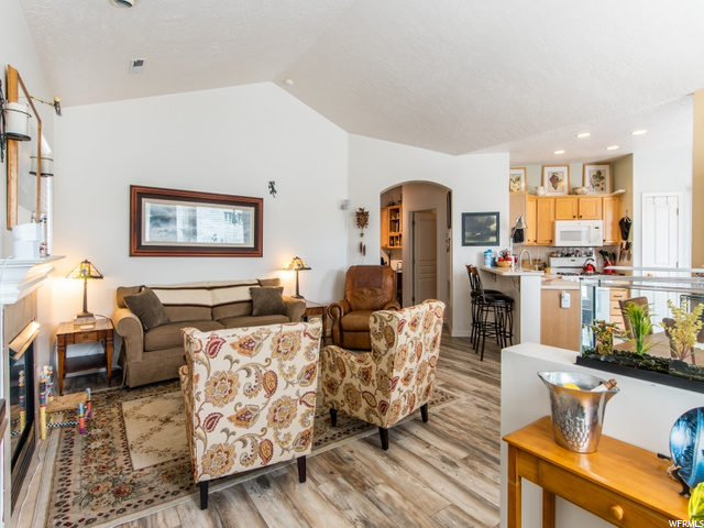 992 S Courtyard Ln. E, Centerville, UT 84014 — photo 8