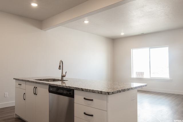 432 S 1540 E, Hyrum, UT 84319 — photo 2