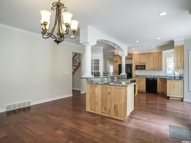 273 S 1550 E, Bountiful, UT 84010 — photo 11