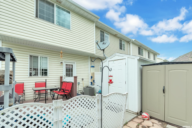 736 N 200 E, Springville, UT 84663 — photo 4