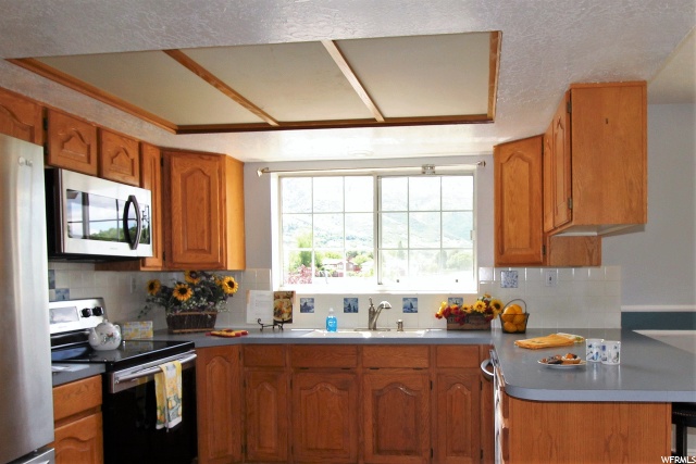 2587 N 2600 E, Layton, UT 84040 — photo 8