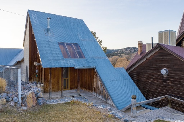 127 W Main St, Eureka, UT 84628 — photo 10