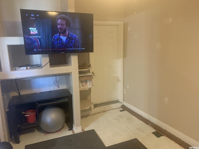 227 W 1900 N, Sunset, UT 84015 — photo 10