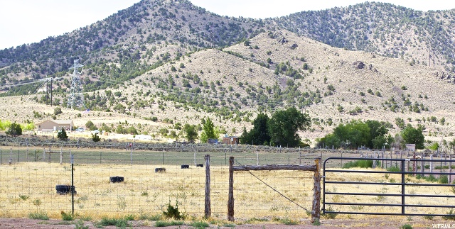 152 E Center St, Newcastle, UT 84756 — photo 6