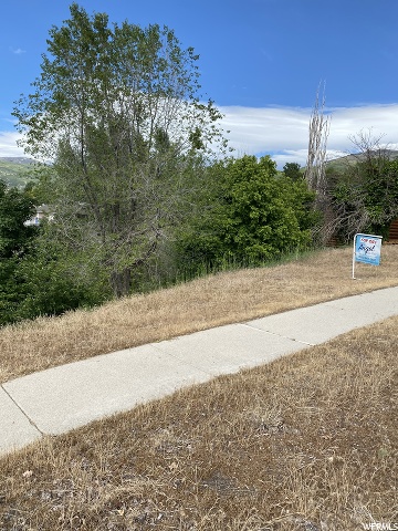 831 E San Simeon Way, Bountiful, UT 84010 — photo 2