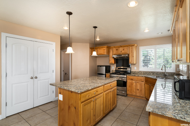 15 E 1100 S, Vernal, UT 84078 — photo 6