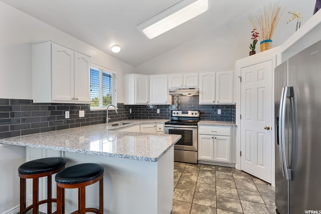 2402 W 2375 N, Clinton, UT 84015 — photo 2