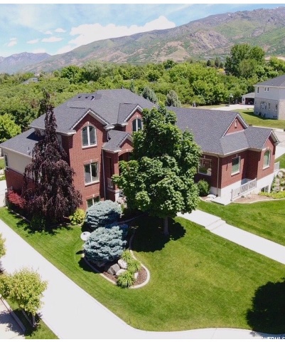 703 E Westbrook Rd, Kaysville, UT 84037 — photo 2