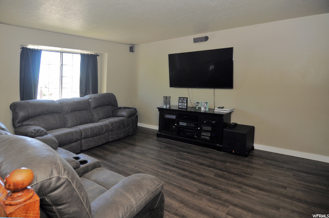 437 W 180 N, Clearfield, UT 84015 — photo 4