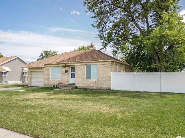 172 E Mountain View Dr, Murray, UT 84107 — photo 2