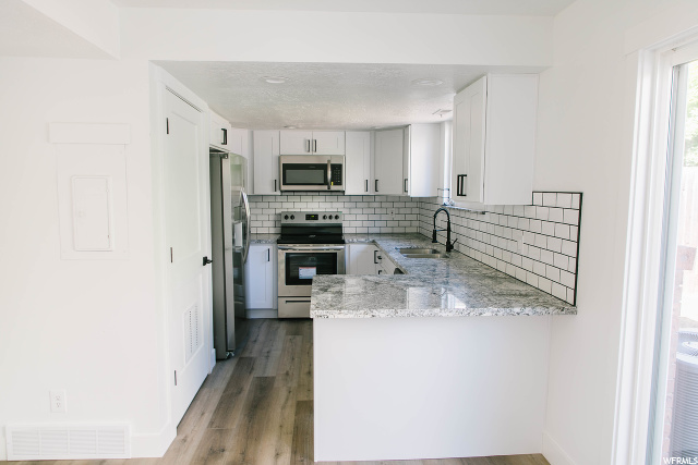 5522 S 2800 W, Roy, UT 84067 — photo 3