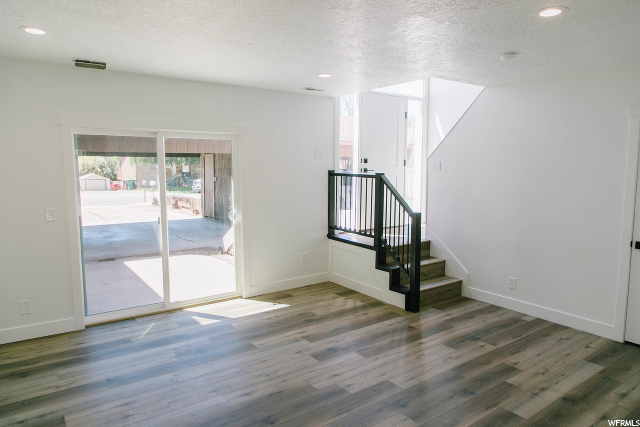5522 S 2800 W, Roy, UT 84067 — photo 6