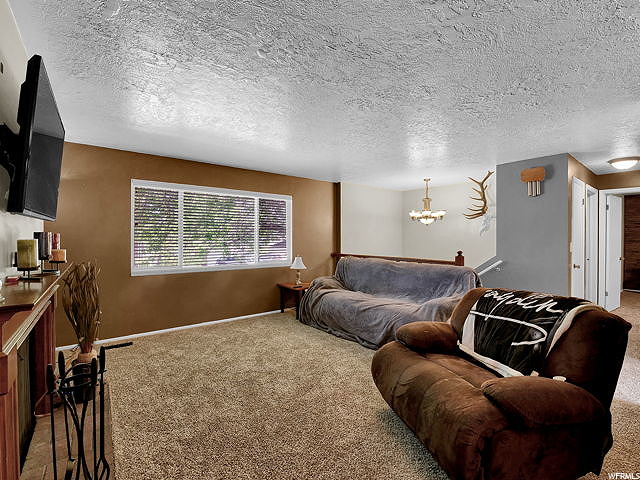 1272 N Kimberly Dr E, Layton, UT 84040 — photo 2