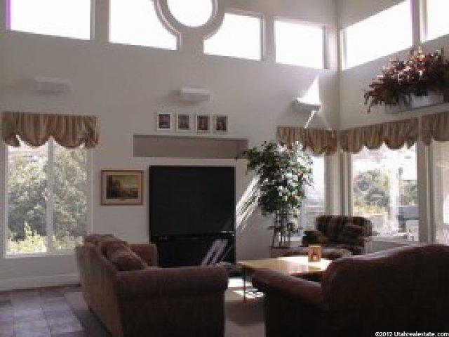 204 N 2350 E, Layton, UT 84040 — photo 2