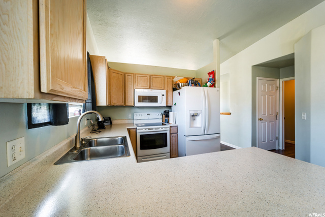 1863 N 150 E, North Ogden, UT 84414 — photo 12