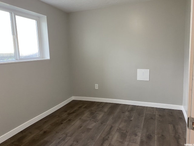 574 W 1950 N, Clinton, UT 84015 — photo 4