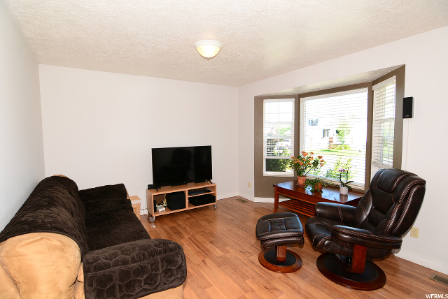320 E 2475 N, Logan, UT 84341 — photo 3