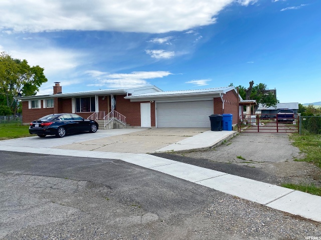 587 W 300 N, Hyrum, UT 84319 — photo 2
