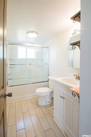 499 E 500 S, Vernal, UT 84078 — photo 4
