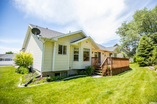 705 E 350 S, River Heights, UT 84321 — photo 7