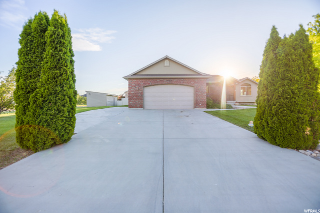 6847 S 1650 E, Uintah, UT 84405 — photo 2