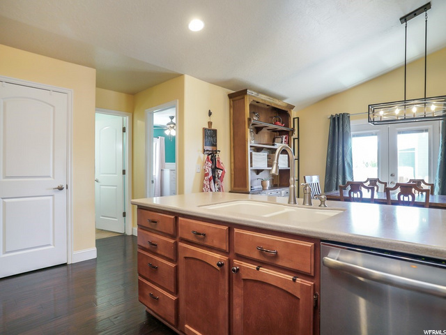 2372 N 2775 W, Clinton, UT 84015 — photo 9