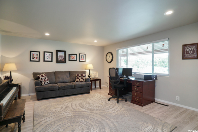 786 E 350 N, Kaysville, UT 84037 — photo 5