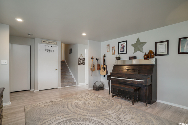 786 E 350 N, Kaysville, UT 84037 — photo 4