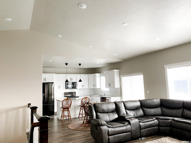 125 N Pinion Pl, Hyde Park, UT 84318 — photo 10