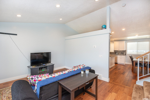 1393 N 870 W, Clinton, UT 84015 — photo 6