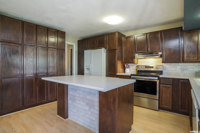 712 W 2550 N, Clinton, UT 84015 — photo 8