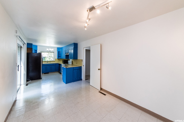 719 N 1400 E, Logan, UT 84321 — photo 9