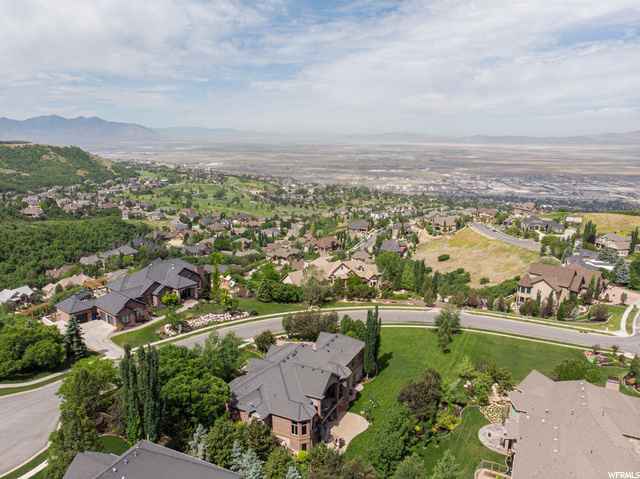 4751 S Spring Meadow Cir, Bountiful, UT 84010 — photo 3