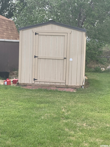 100 E Tamarac Ave, Green River, UT 84525 — photo 7