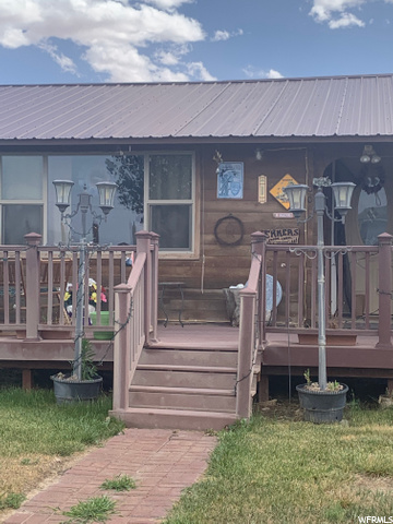 100 E Tamarac Ave, Green River, UT 84525 — photo 2