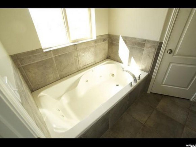 416 E 100 N, Mona, UT 84645 — photo 8