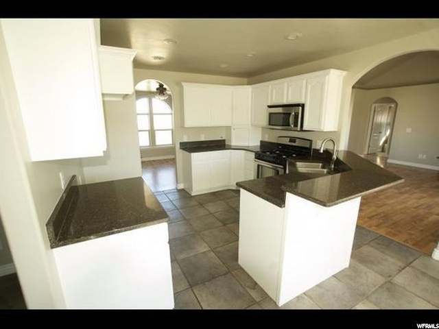416 E 100 N, Mona, UT 84645 — photo 3