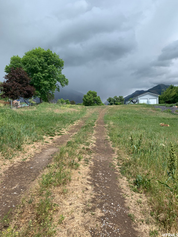 245 S 300 E, Hyrum, UT 84319 — photo 6