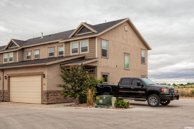 296 E 535 S, Vernal, UT 84078 — photo 2