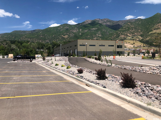 2452 E 6700 S #A, Uintah, UT 84405 — photo 4