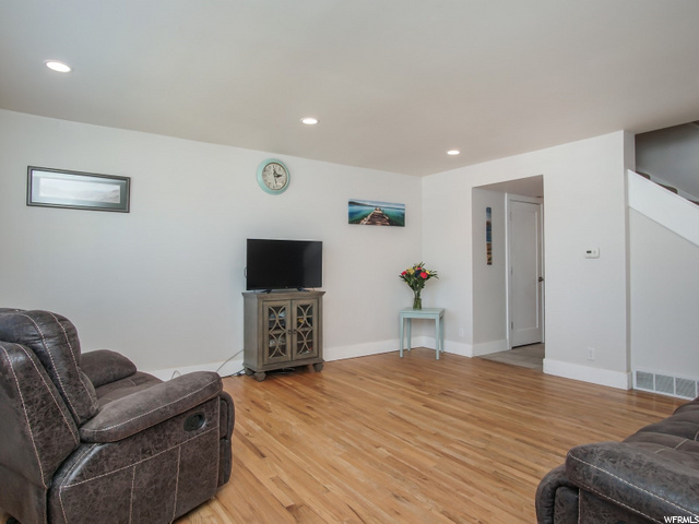 435 N 400 E, Bountiful, UT 84010 — photo 3